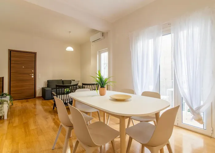 Koukaki Lux Apartment